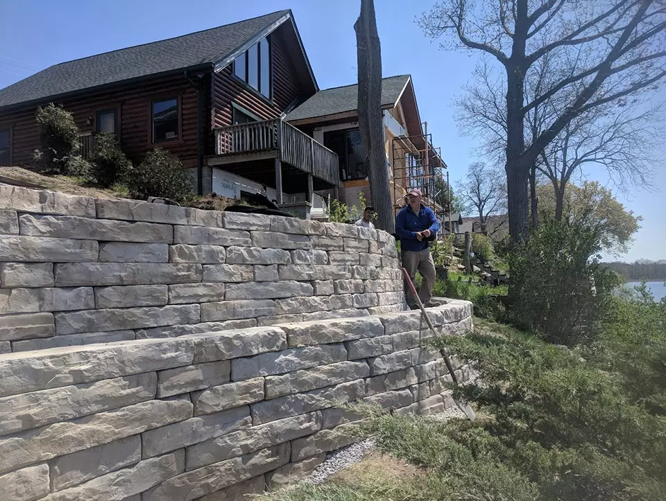 Kassuba | Retaining Walls | Landscaping | 810-659-7982 Image